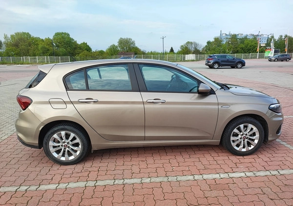 Fiat Tipo cena 48500 przebieg: 27300, rok produkcji 2018 z Leśnica małe 211